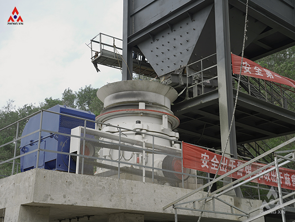 What maintenance is required for the hydraulic system components of a hydraulic cone crusher?